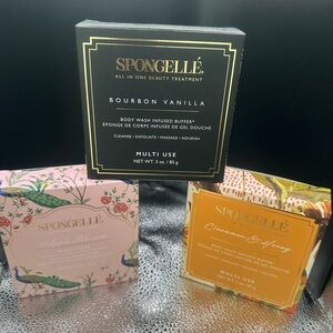 Spongelle Exfoliant & Scrub Collection Black and Pink